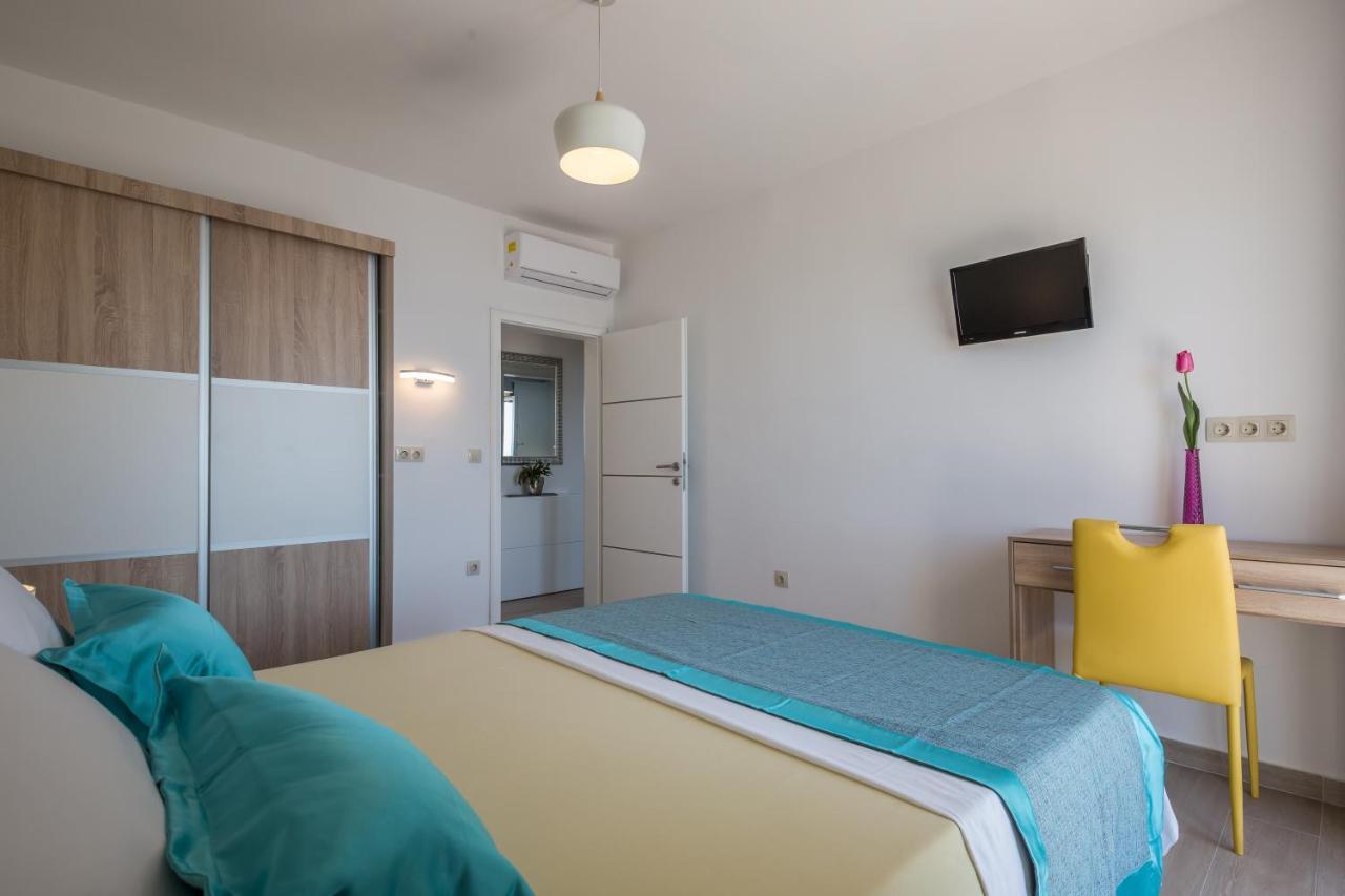 Holiday House Almissa Omiš Exteriör bild